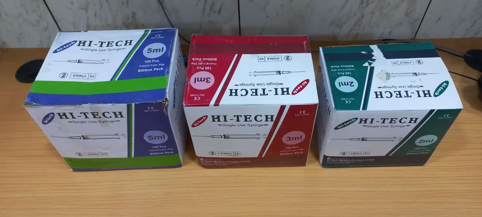 HITECH Single Use STERILE HYPODERMIC SYRINGES With Needle Seelingo.in First DoorToDoor B2B